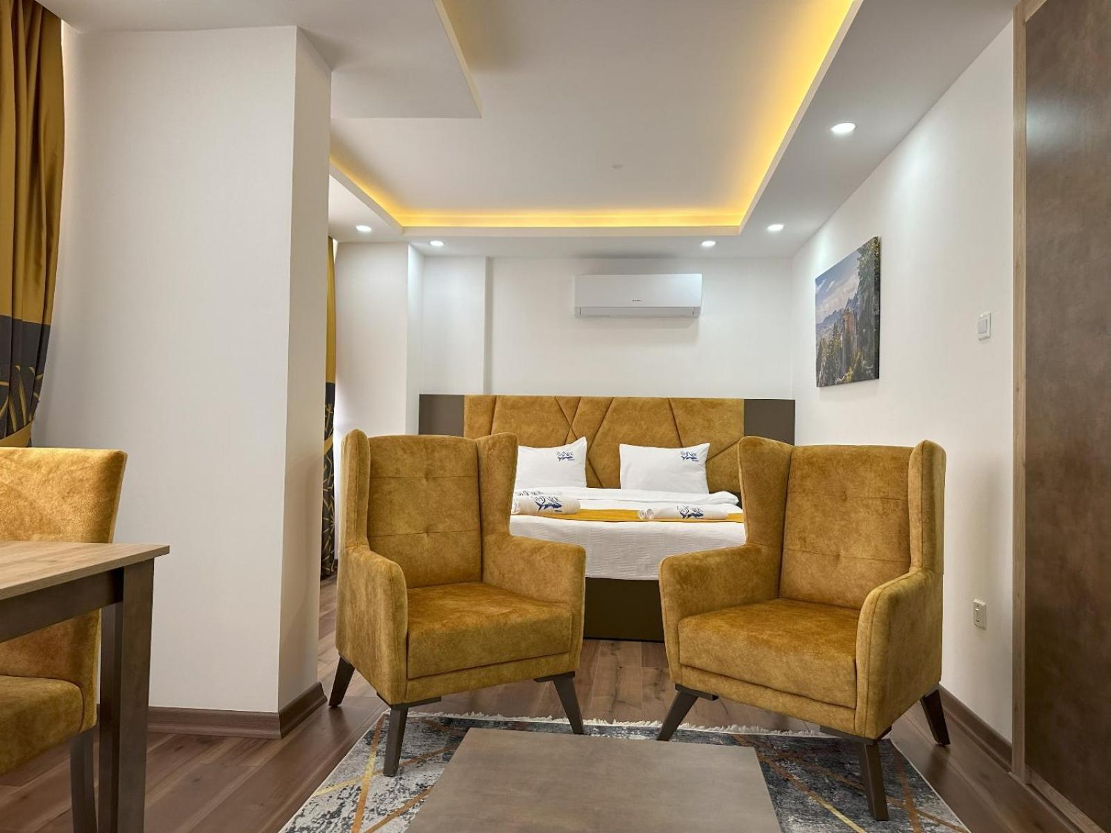 Nurel Shark Residence Kyrenia  Exterior foto